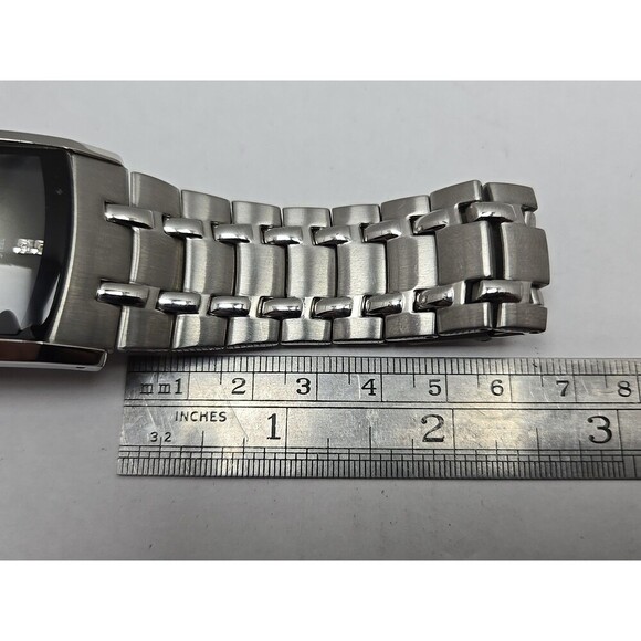 Armitron 20 4507SV Mens Rectangular Stainless Steel Quartz Watch New Battery 50m - Picture 9 of 11